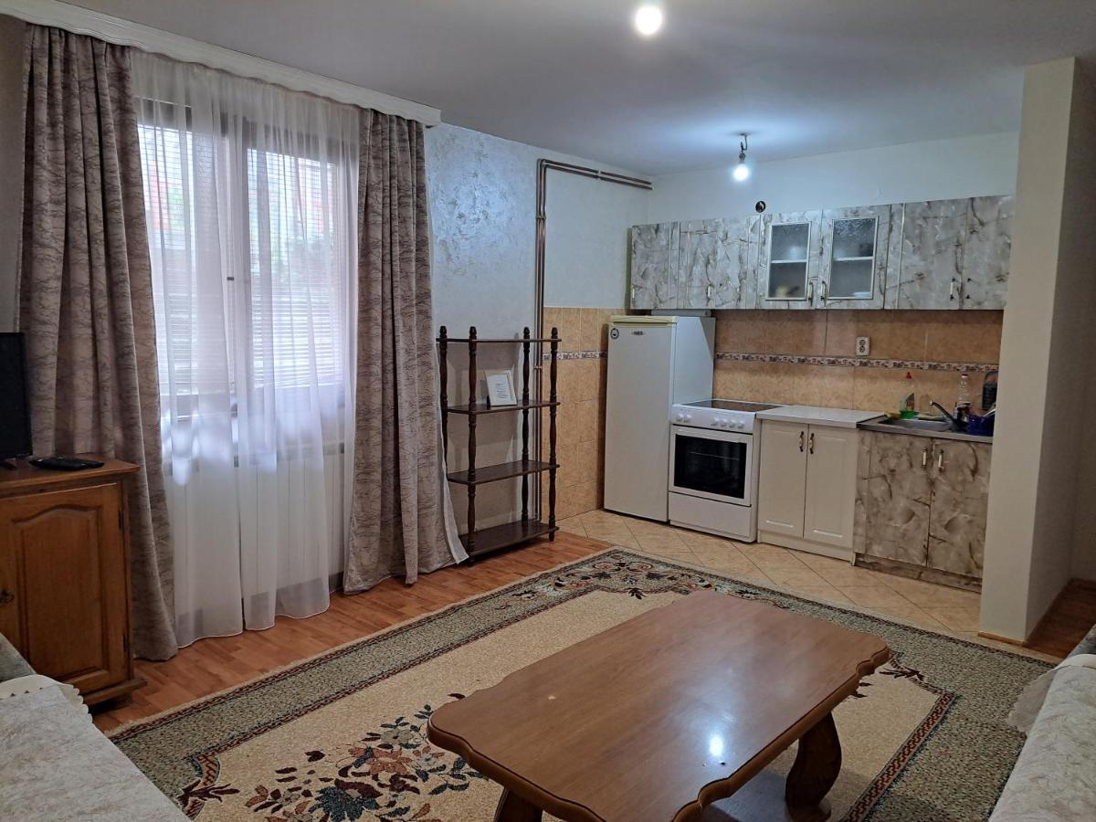 Apartman Lara 2 Apartment Foca Exterior photo